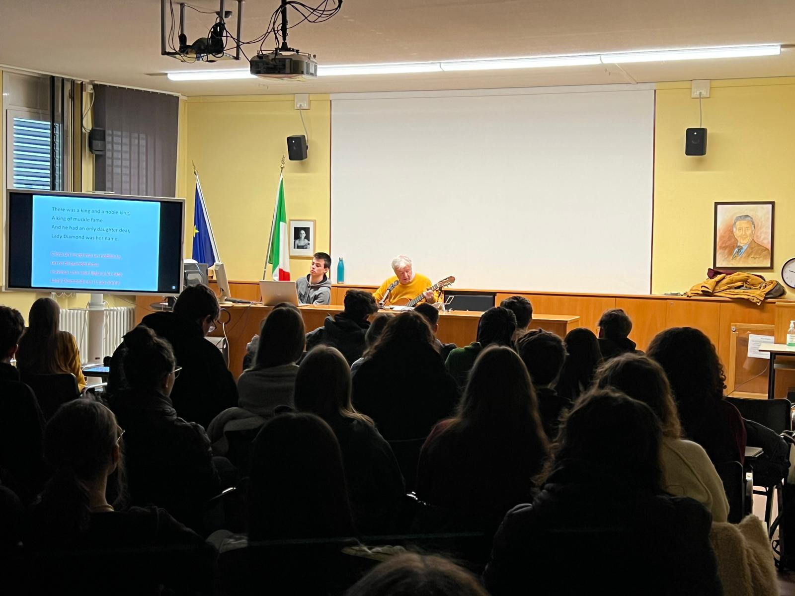 Al momento stai visualizzando Conferenza spettacolo